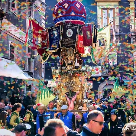 Castello Ursino House *